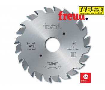 Adjustable scoring saw blades