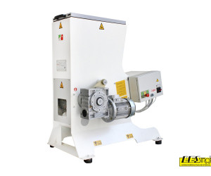 Drobilec za les PRODECO M-0