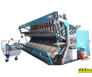Clamp carriers for cold edge gluing and lamination for wooden panels SL