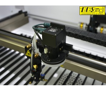 Laserski rezalni stroj HS + CCD kamera